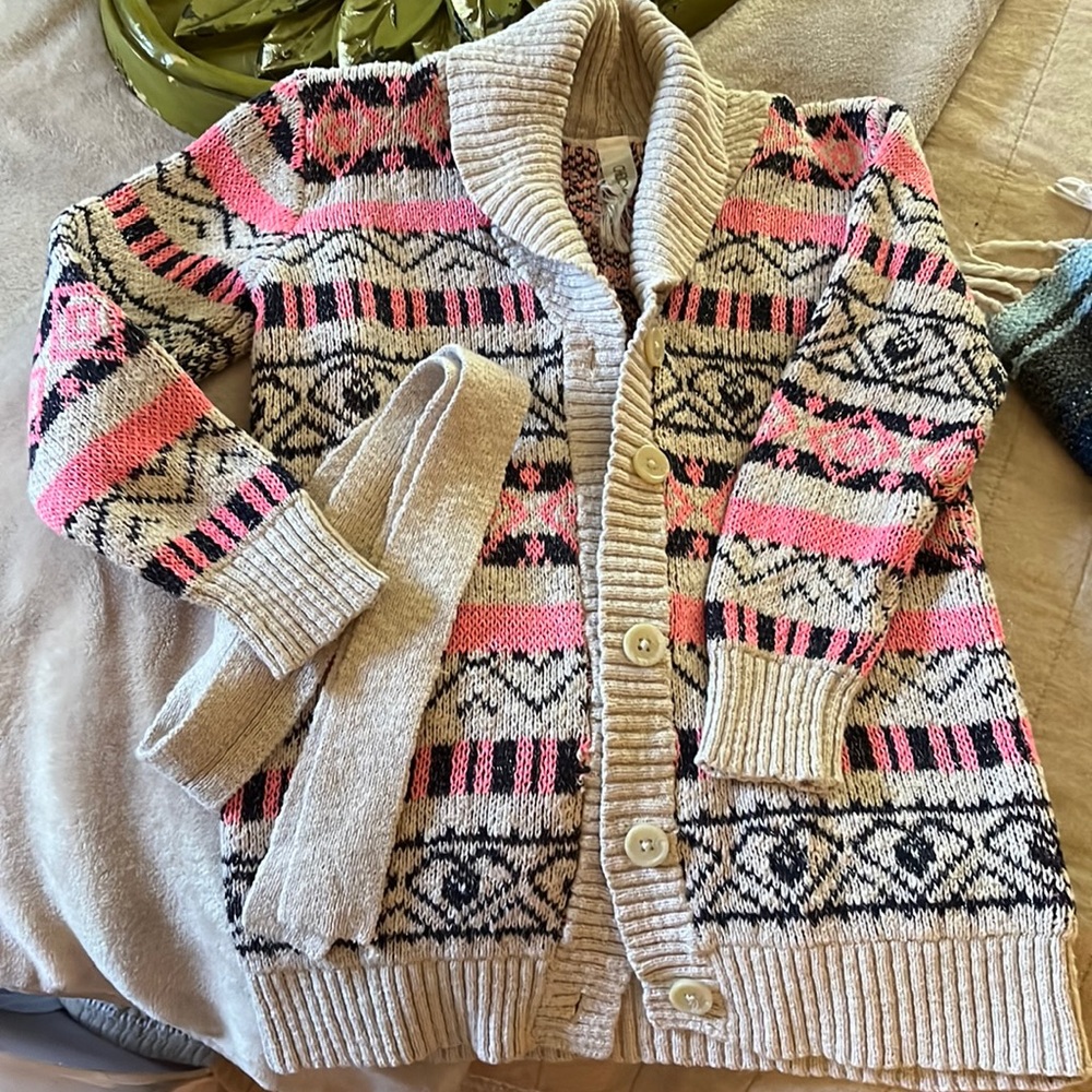 Girls Size 6/7 Cherokee Sweater
